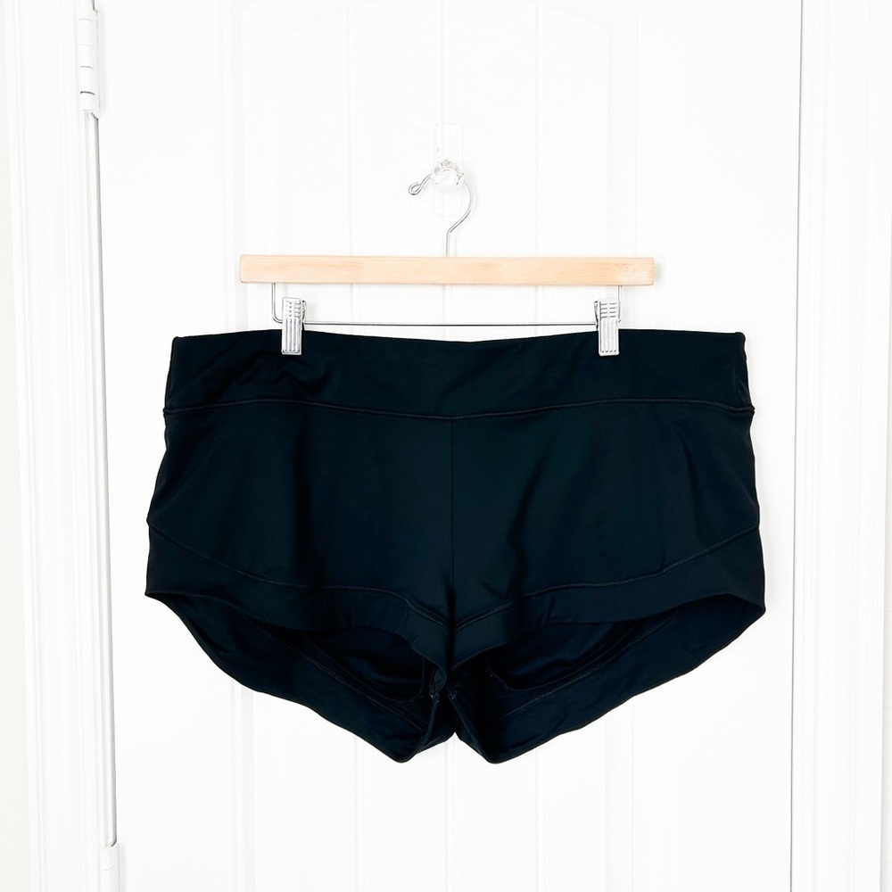 Athleta Black Athletic Shorts Size XL